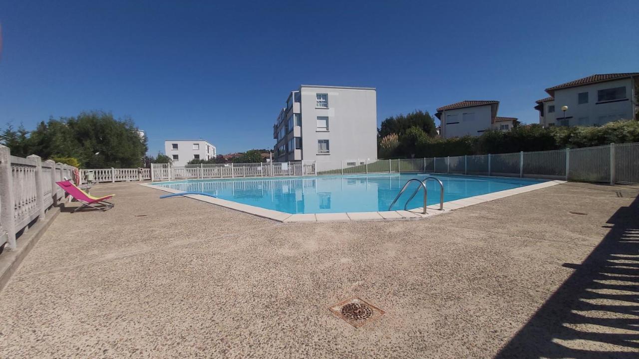 Appartement A Hendaye Avec Piscine Et A Cote De La Plage المظهر الخارجي الصورة